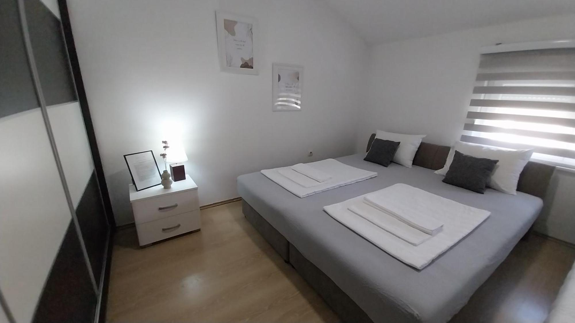 Apartments Platz โมสตาร์ ภายนอก รูปภาพ